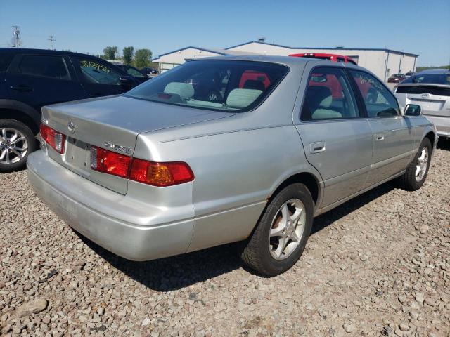 4T1BG22KXYU705922 - 2000 TOYOTA CAMRY CE SILVER photo 4