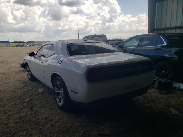 2C3CDZAG9GH124697 - 2016 DODGE CHALLENGER WHITE photo 3