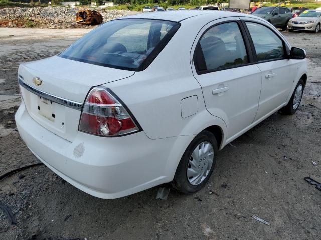 KL1TD56628B103146 - 2008 CHEVROLET AVEO BASE WHITE photo 4