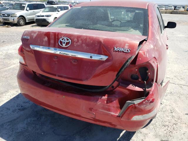 JTDBT4K39A1355338 - 2010 TOYOTA YARIS RED photo 9