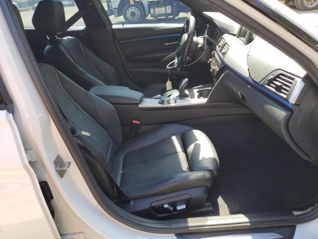 WBA8B3G53GNT92935 - 2016 BMW 340 I WHITE photo 5