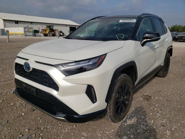 4T3E6RFV6NU090835 - 2022 TOYOTA RAV4 XSE WHITE photo 2