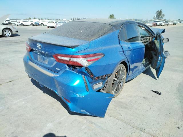 4T1B61HK7JU035661 - 2018 TOYOTA CAMRY XSE BLUE photo 4