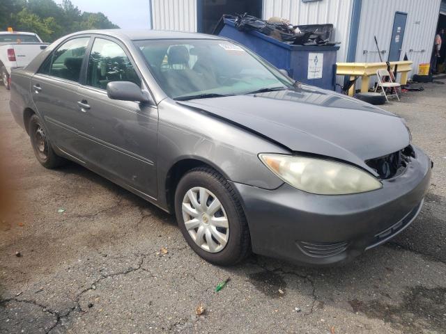 4T1BE32K95U569483 - 2005 TOYOTA CAMRY LE GRAY photo 1