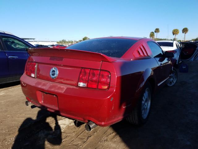 1ZVHT82H485127485 - 2008 FORD MUSTANG GT RED photo 4