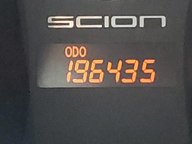 JTKJF5C71B3018476 - 2011 TOYOTA SCION TC ლურჯი ფოტო 8