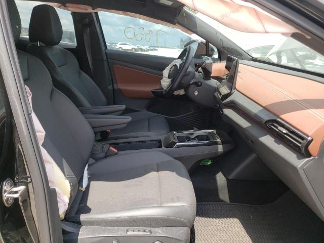 WVGTMPE27MP053761 - 2021 VOLKSWAGEN ID.4 PRO S შავი ფოტო 5