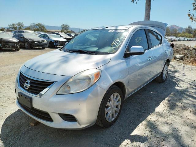 3N1CN7AP4DL859879 - 2013 NISSAN VERSA S SILVER photo 2