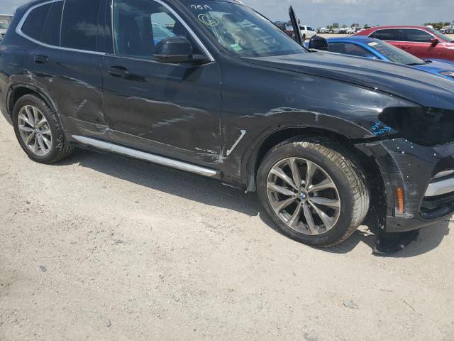 5UXTR9C58JLC79505 - 2018 BMW X3 XDRIVE3 BLACK photo 9
