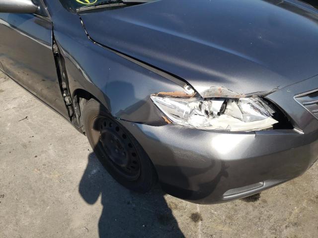 4T4BE46KX8R027206 - 2008 TOYOTA CAMRY CE GRAY photo 9