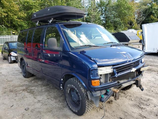 1GNFG65R021116206 - 2002 CHEVROLET EXPRESS BLUE photo 1