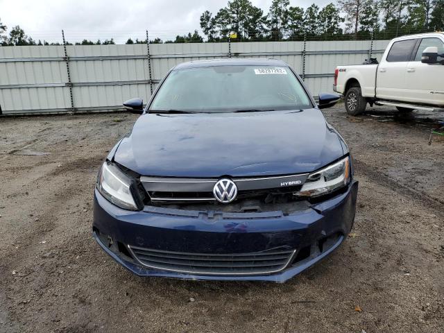 3VW637AJ1DM277628 - 2013 VOLKSWAGEN JETTA HYBR BLUE photo 9