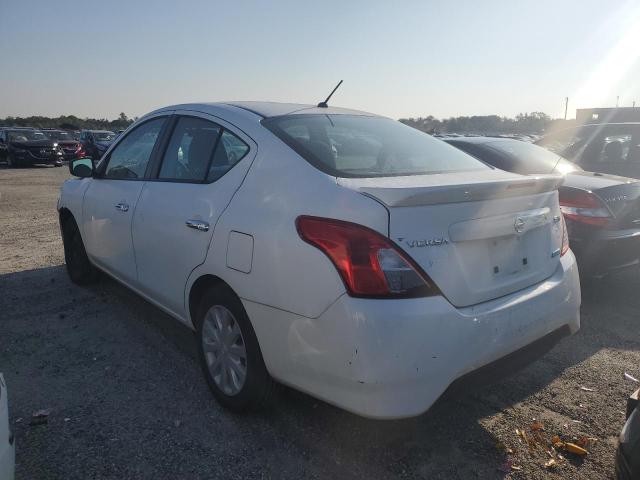 3N1CN7AP4FL821085 - 2015 NISSAN VERSA S WHITE photo 3