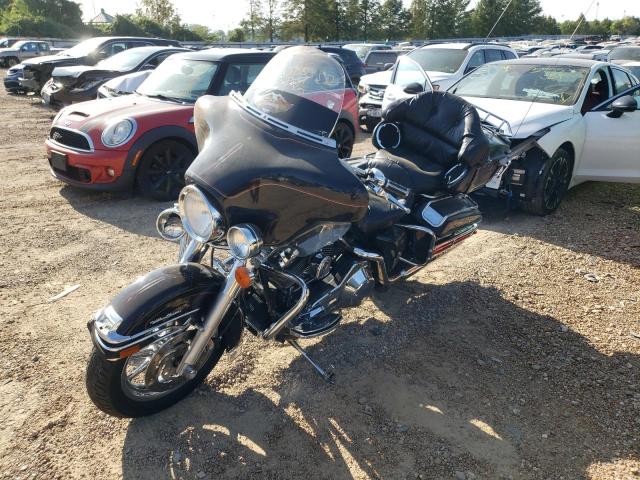 1HD1FCW112Y600596 - 2002 HARLEY-DAVIDSON FLHTCUI 黑色 照片 2