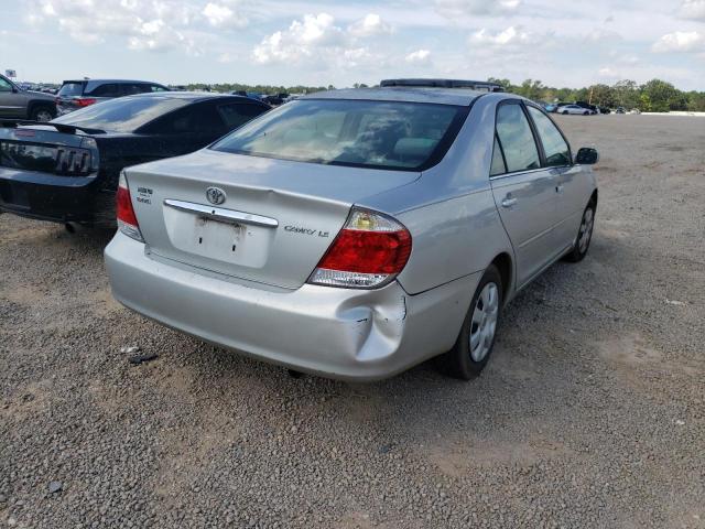 4T1BE32KX6U153590 - 2006 TOYOTA CAMRY LE SILVER photo 4