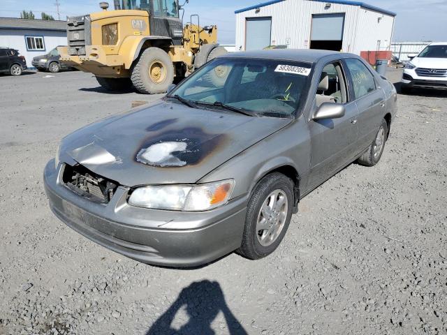 JT2BF22K110334548 - 2001 TOYOTA CAMRY CE GRAY photo 2