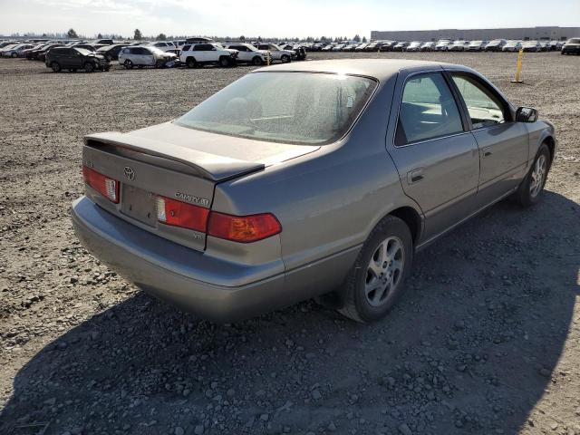 JT2BF22K110334548 - 2001 TOYOTA CAMRY CE GRAY photo 4