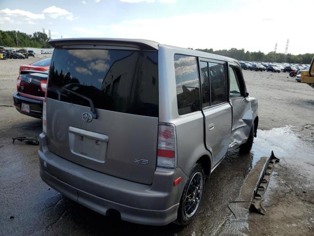 JTLKT324354024430 - 2005 TOYOTA SCION XB 银色 照片 4