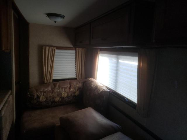 5XMFX3528E2014486 - 2014 OPEN 5TH WHEEL TWO TONE photo 6