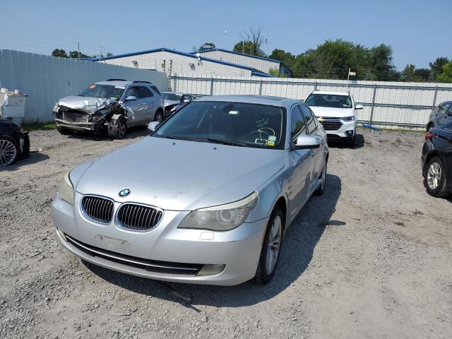 WBANV1C56AC443559 - 2010 BMW 528 XI SILVER photo 9