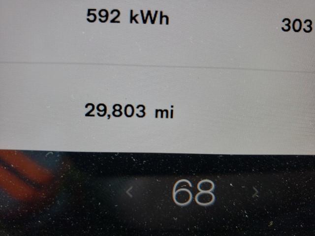 5YJYGDEE4MF111748 - 2021 TESLA MODEL Y Blanc photo 8