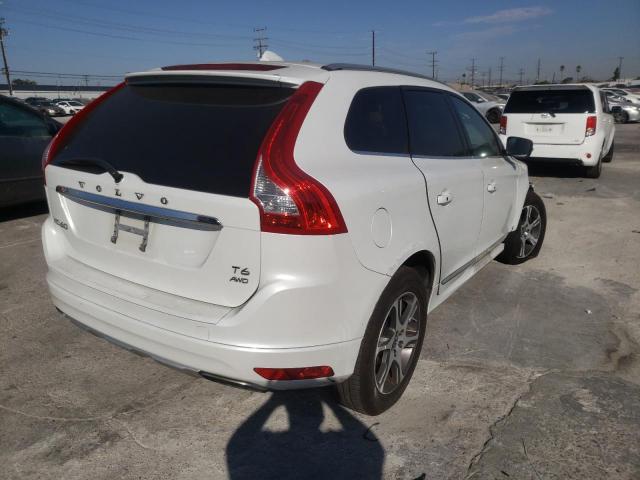 YV4902RC0F2572678 - 2015 VOLVO XC60 T6 PR WHITE photo 4