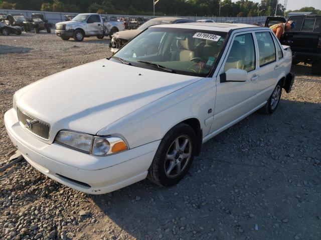 YV1LS61J8Y2644017 - 2000 VOLVO S70 BASE WHITE photo 2