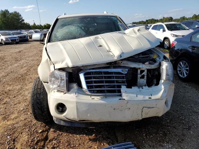 1A8HW58N28F158341 - 2008 CHRYSLER ASPEN LIMI WHITE photo 7