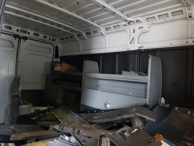 3C6TRVDG5JE133828 - 2018 RAM PROMASTER WHITE photo 6