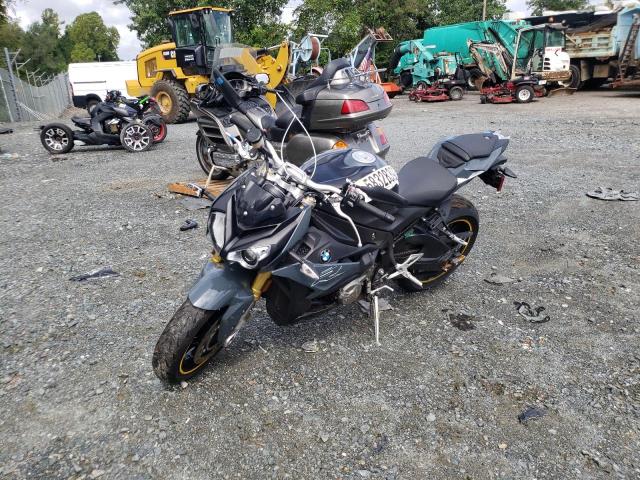 WB10D6205JZ762139 - 2018 BMW S 1000 R GRAY photo 2