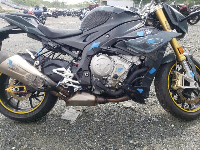 WB10D6205JZ762139 - 2018 BMW S 1000 R GRAY photo 9