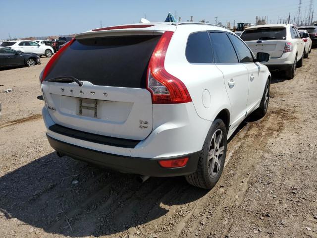 YV4902DZ3D2415865 - 2013 VOLVO XC60 T6 WHITE photo 4