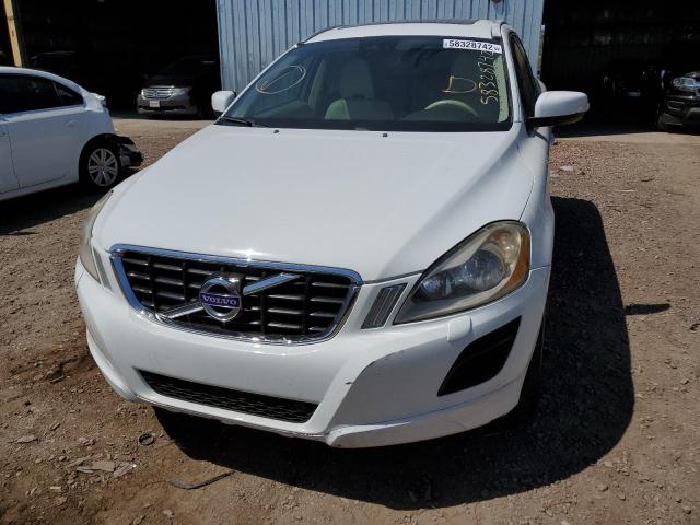 YV4902DZ3D2415865 - 2013 VOLVO XC60 T6 WHITE photo 9