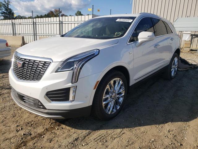 1GYKNERS3MZ194529 - 2021 CADILLAC XT5 PLATIN WHITE photo 2