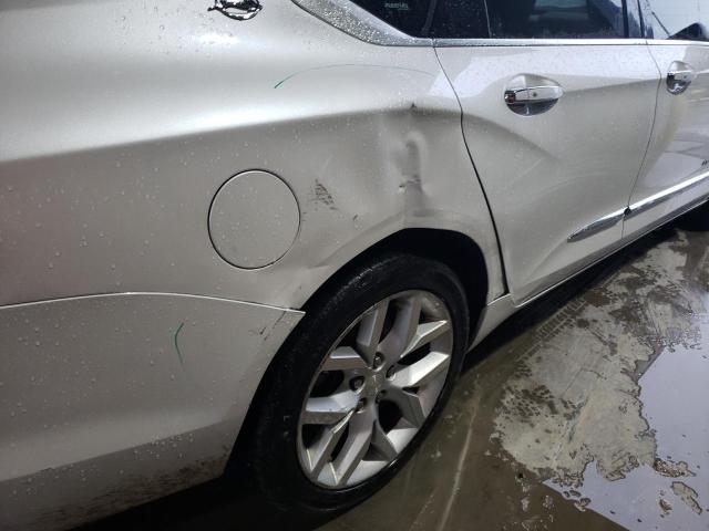 2G1125S38J9153499 - 2018 CHEVROLET IMPALA PRE 白色 照片 9