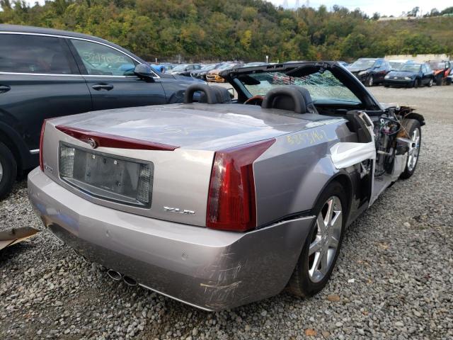 1G6YV34A155602251 - 2005 CADILLAC XLR SILVER photo 4