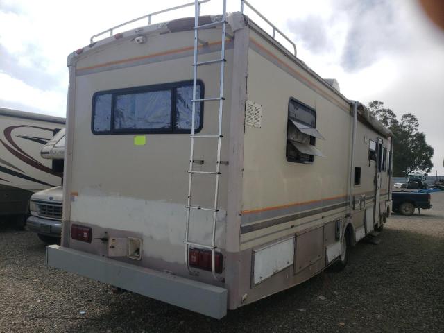 3FCMF53G4MJA03283 - 1992 FLEETWOOD MOTORHOME WHITE photo 4