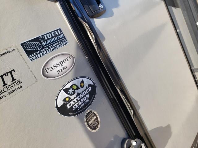 4YDT31R26JK414465 - 2018 KEYSTONE PASSPORT 双色 照片 9