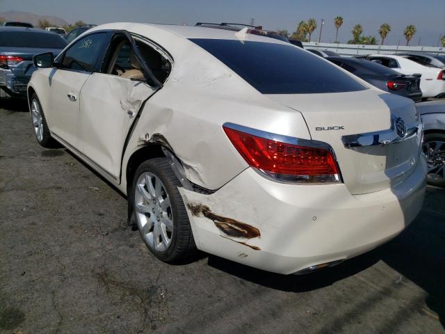 1G4GJ5G3XCF191867 - 2012 BUICK LACROSSE T WHITE photo 3