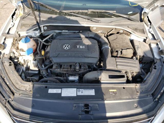 1VWDT7A38HC025682 - 2017 VOLKSWAGEN PASSAT R-L 银色 照片 7