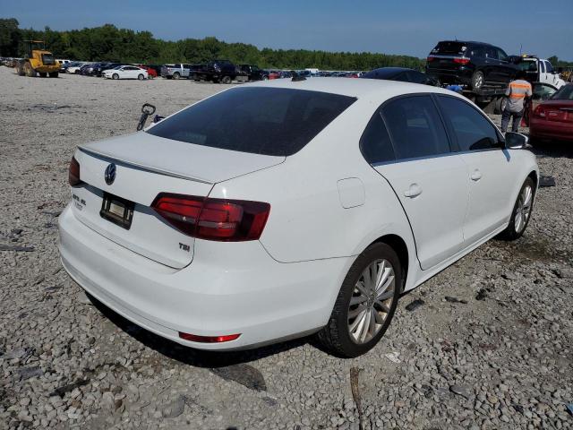 3VWL17AJ9GM403652 - 2016 VOLKSWAGEN JETTA SEL WHITE photo 4