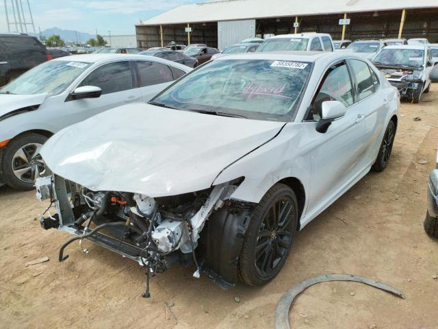 4T1K31AK8NU034463 - 2022 TOYOTA CAMRY XSE WHITE photo 2