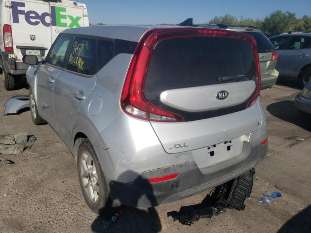 KNDJ23AU6M7741252 - 2021 KIA SOUL LX SILVER photo 3