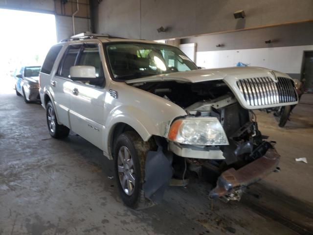 5LMFU28586LJ00230 - 2006 LINCOLN NAVIGATOR WHITE photo 1