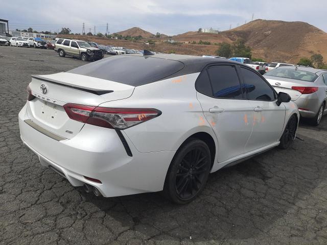 4T1K61AK2LU376835 - 2020 TOYOTA CAMRY XSE WHITE photo 4