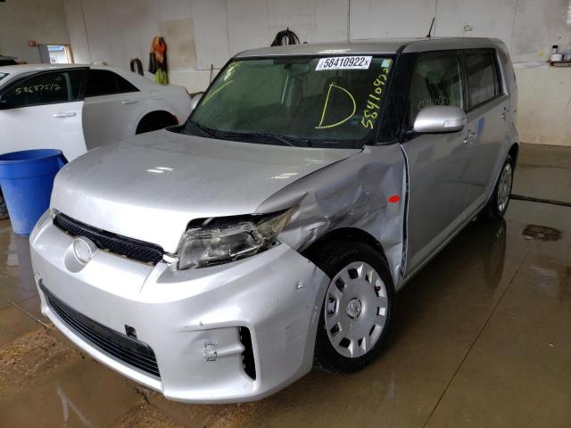JTLZE4FE0EJ064385 - 2014 TOYOTA SCION XB SILVER photo 2