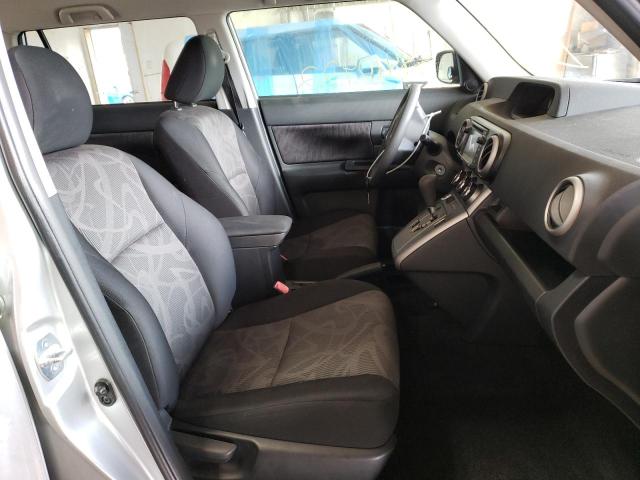 JTLZE4FE0EJ064385 - 2014 TOYOTA SCION XB SILVER photo 5