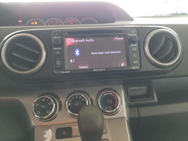 JTLZE4FE0EJ064385 - 2014 TOYOTA SCION XB SILVER photo 9