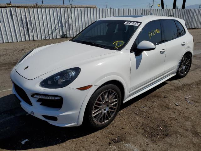 WP1AD2A22DLA74544 - 2013 PORSCHE CAYENNE GT WHITE photo 2