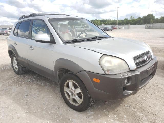 KM8JN72D98U896877 - 2008 HYUNDAI TUCSON SE SILVER photo 1